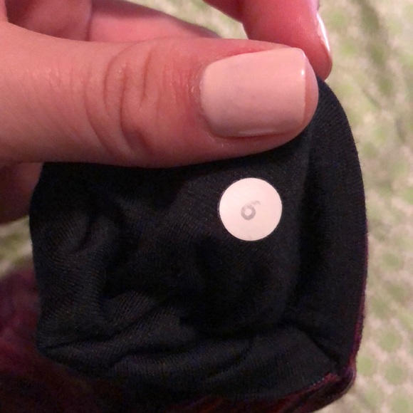 Lululemon Wunder Under Leggings - Picture 4 of 5